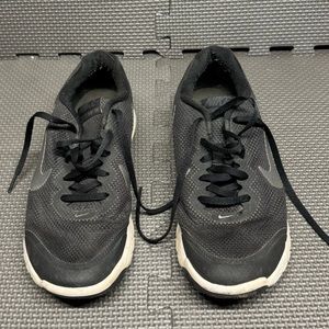 Nike Flex Experience RN Sneakers